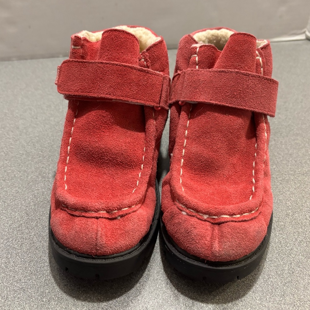 Pediped Jackie Fuchsia girl's boots. SZ 2.5/3 Fleece lined Velcro closure